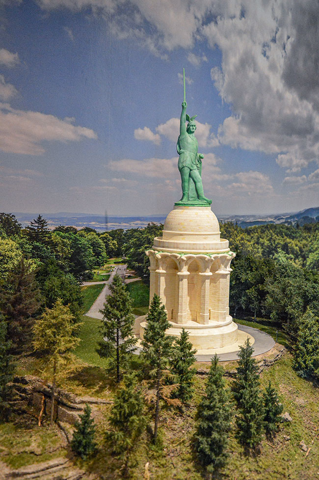 Hermannsdenkmal Modellbundesbahn am Hermannsbogen